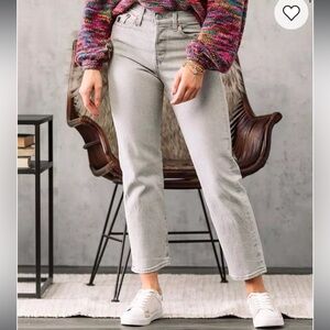 Levi’s Wedgie Straight Fit Ankle-Length Jeans | 27W X 26L | Smoky Skies Wash